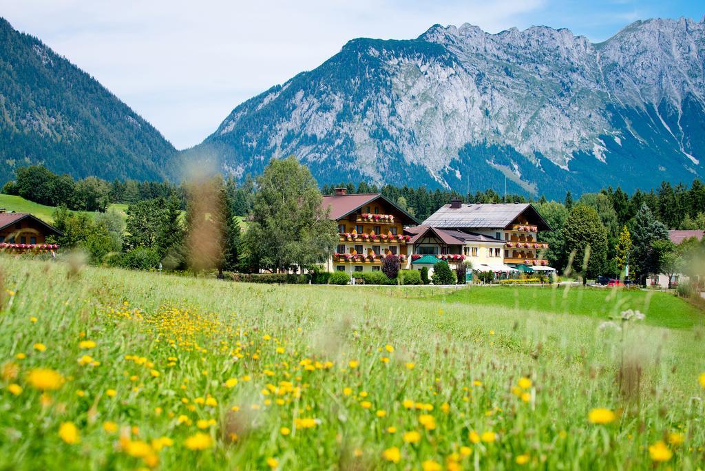 Landhotel Haeuserl Im Wald Grobming Εξωτερικό φωτογραφία