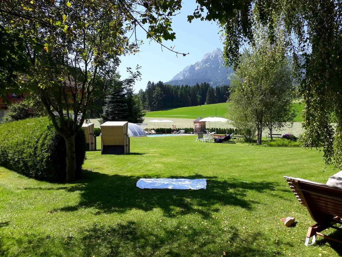 Landhotel Haeuserl Im Wald Grobming Εξωτερικό φωτογραφία